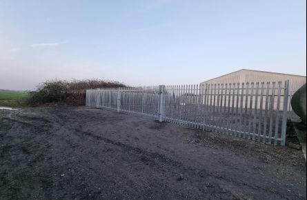 Land - Yard